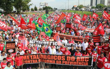 Pesquisa constata que 85% dos brasileiros são contra reforma da Previdência