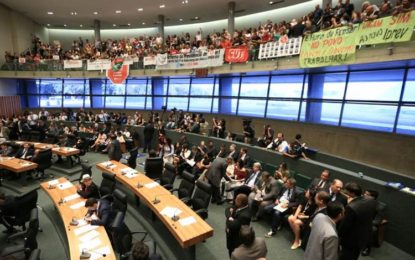 Câmara Legislativa veta que GDF mude destinação de recursos do Iprev