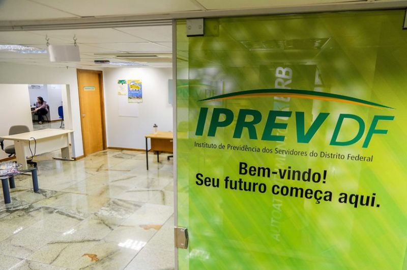 Rollemberg fatia “emenda do Iprev” para investir em obras e contratar servidores em ano eleitoral