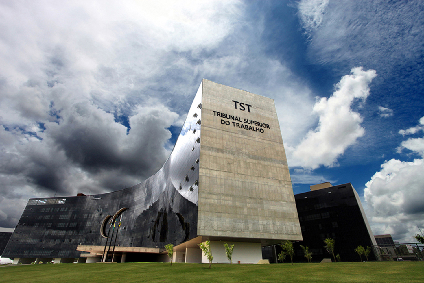 TST aprova moção de apoio a convenção da OIT sobre eliminação de violência e assédio no trabalho