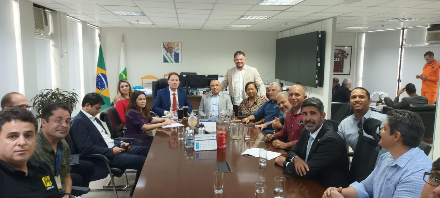 SINDSER-DF SE REUNE COM SECRETARIO DE ECONOMIA PARA TRATAR SOBRE O PDV DA NOVACAP